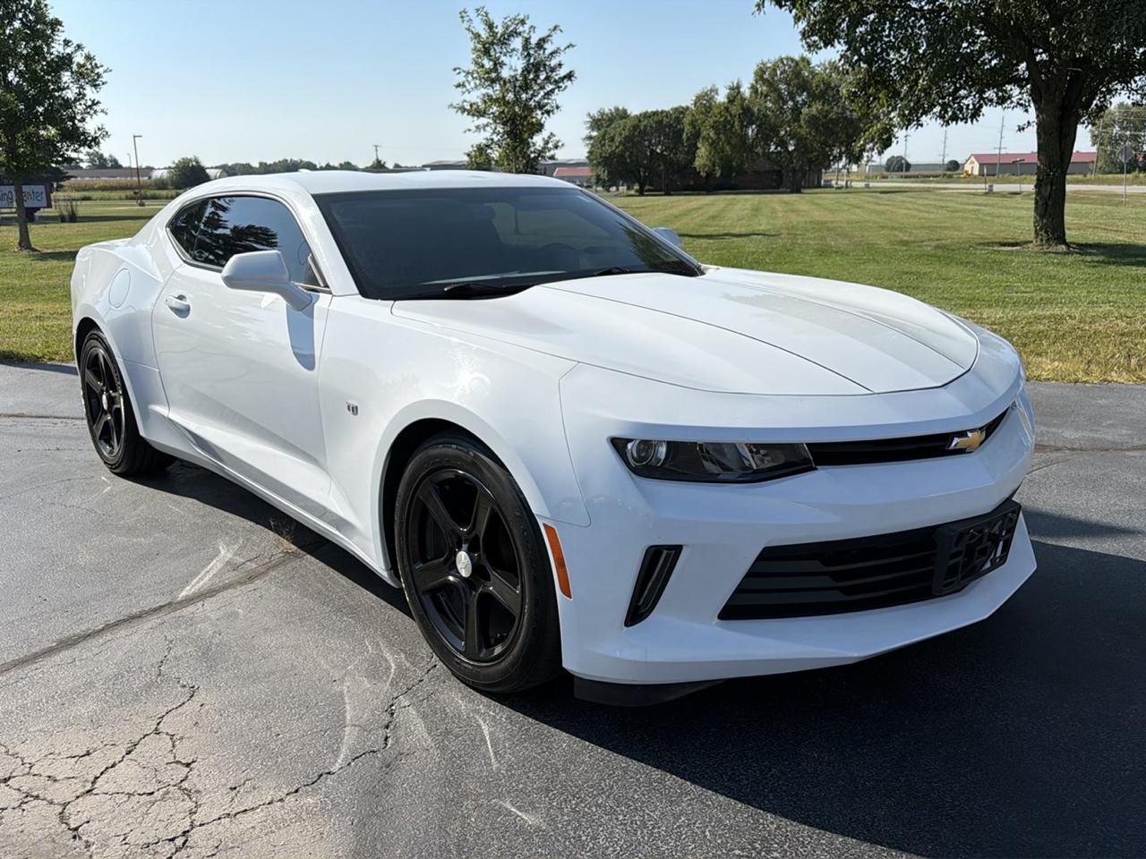 Chevrolet Camaro 2dr Cpe 1LT 2017