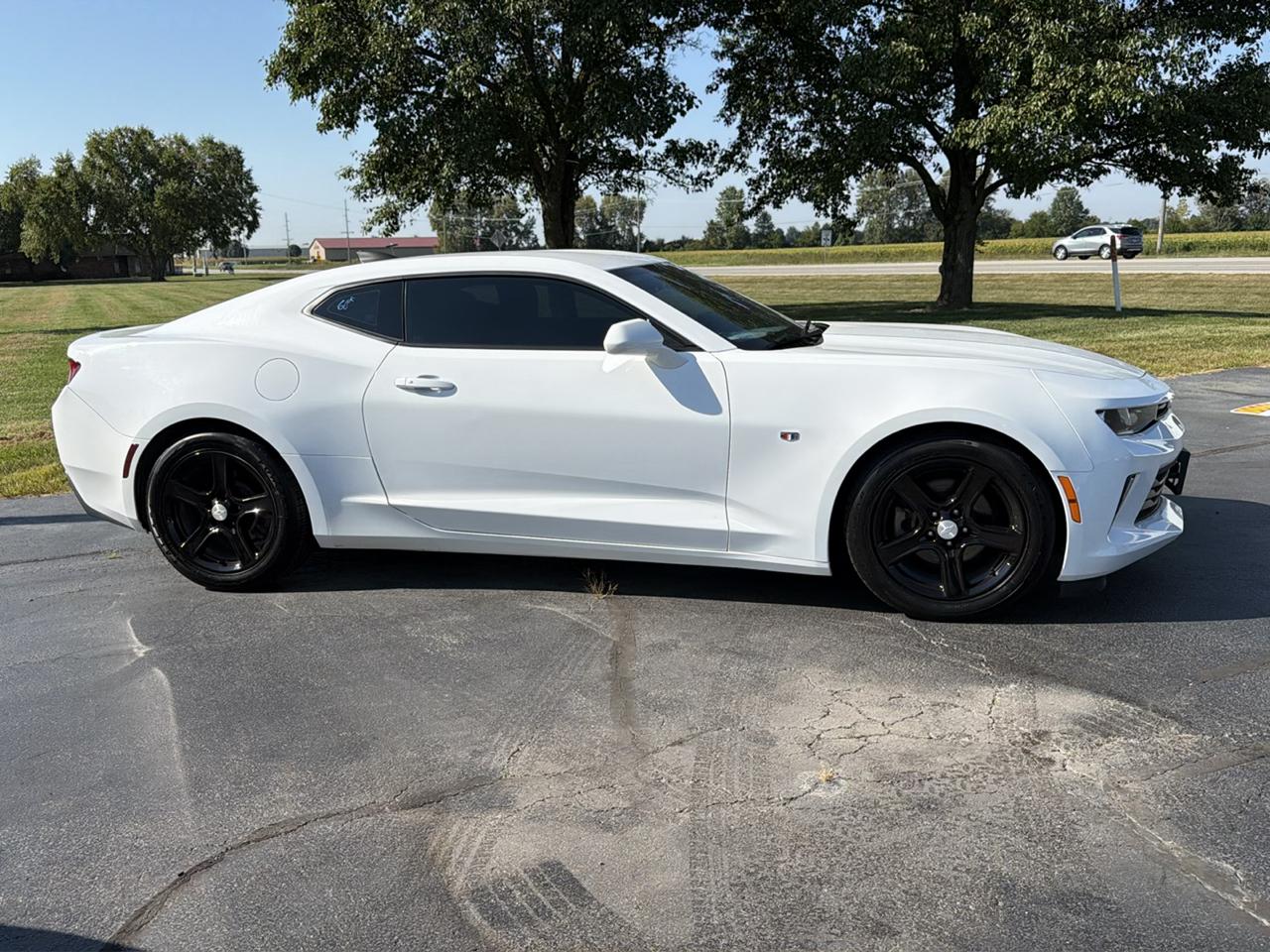 Chevrolet Camaro 2dr Cpe 1LT 2017