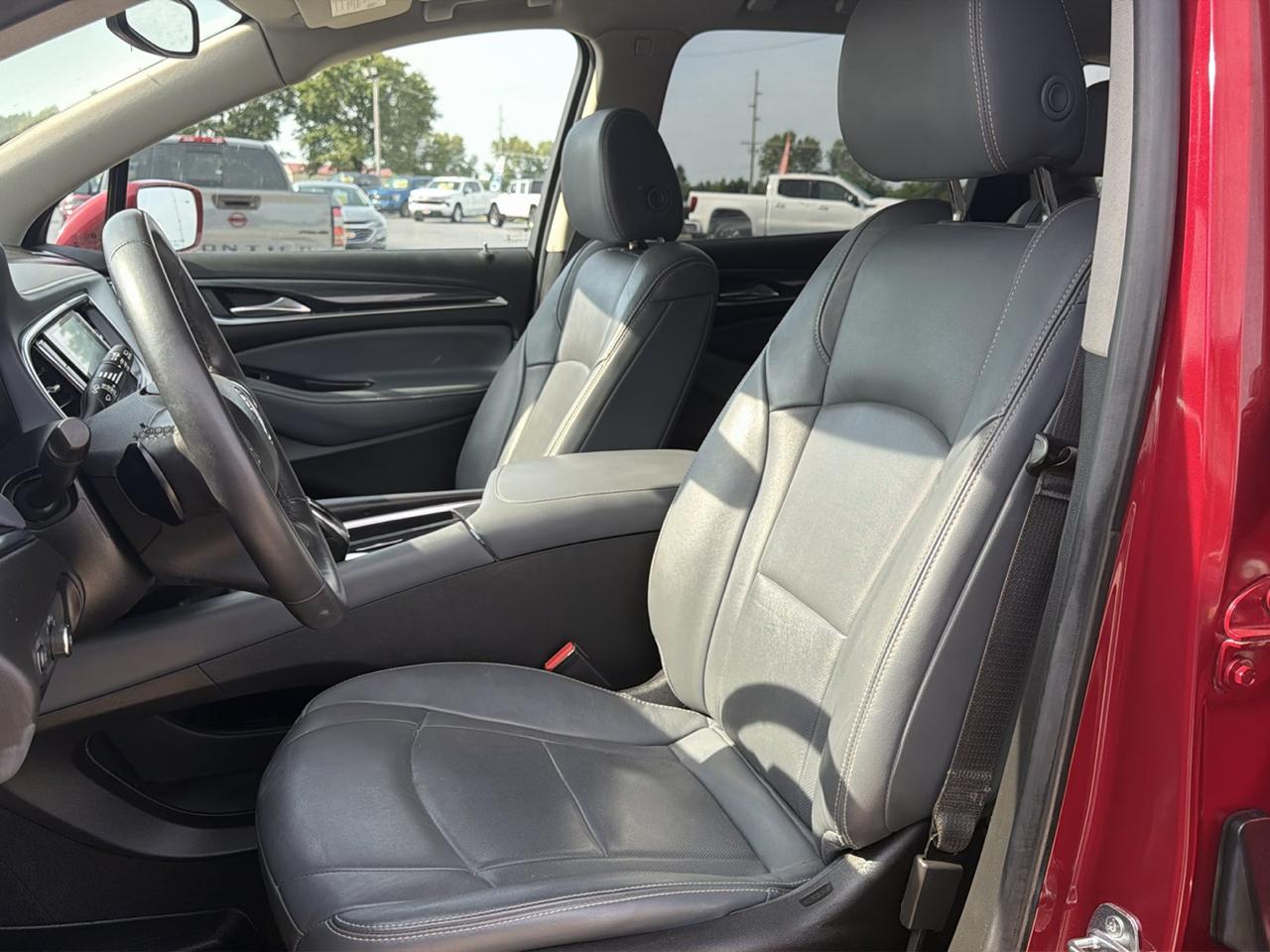 Buick Enclave FWD 4dr Essence 2019