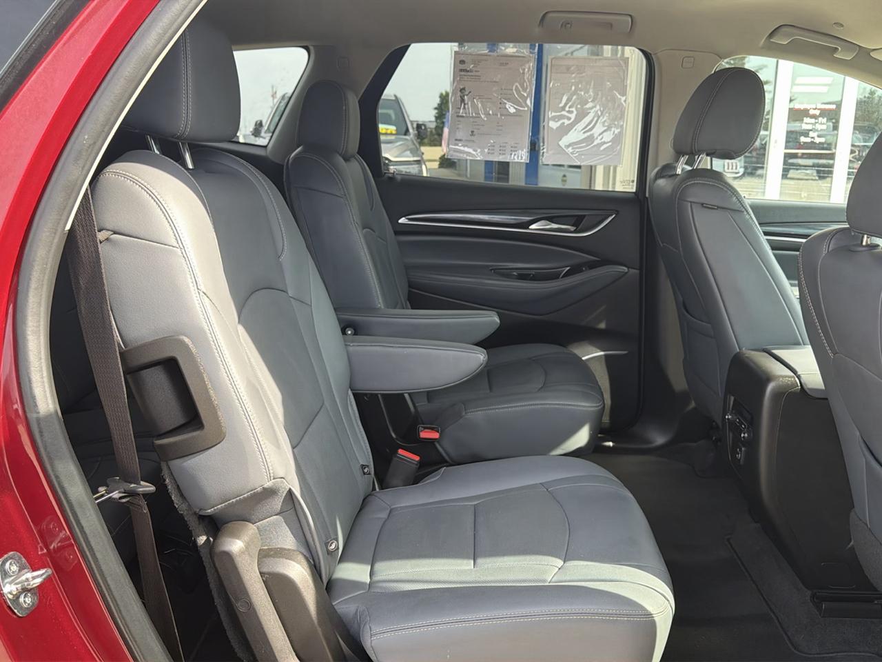 Buick Enclave FWD 4dr Essence 2019