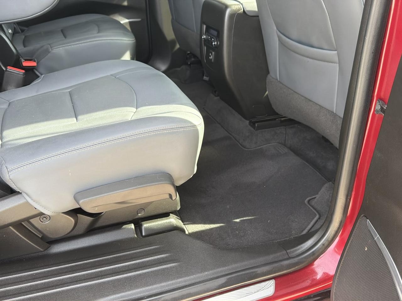 Buick Enclave FWD 4dr Essence 2019