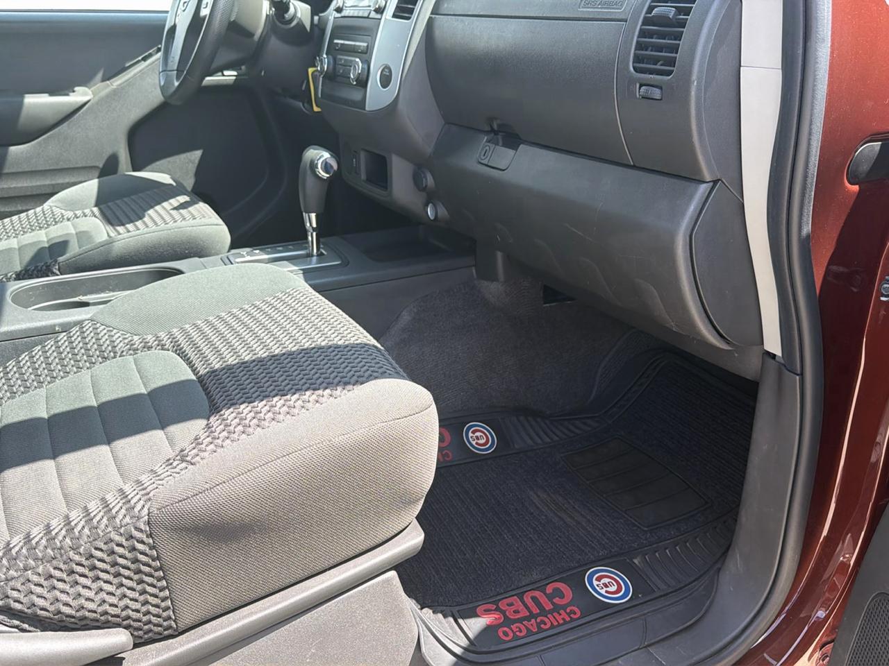Nissan Frontier 2WD King Cab I4 Auto SV 2016