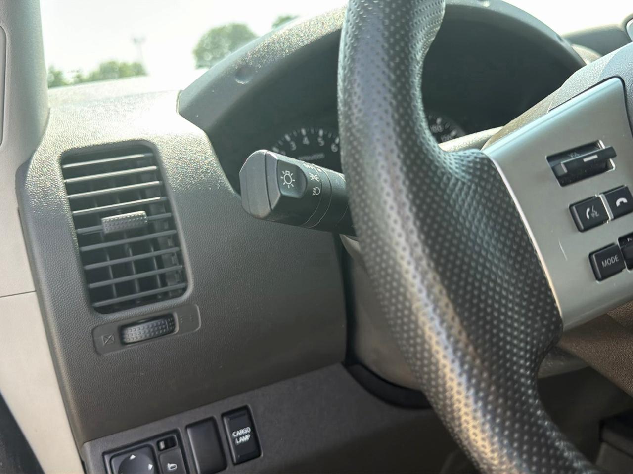 Nissan Frontier 2WD King Cab I4 Auto SV 2016