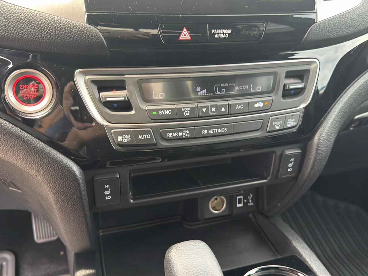Honda Ridgeline Black Edition 4x4 Crew Cab 5.3' Bed 2017