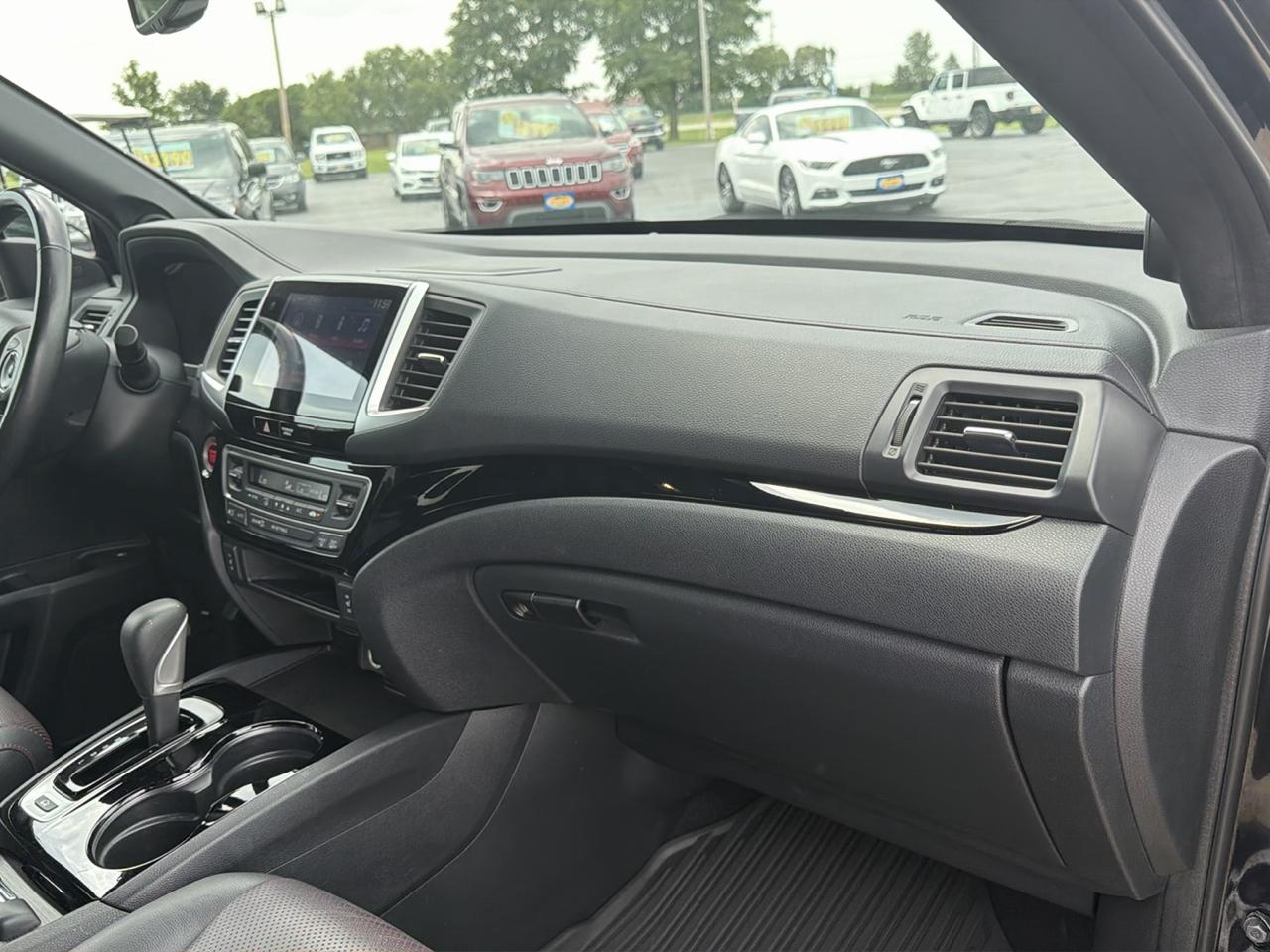 Honda Ridgeline Black Edition 4x4 Crew Cab 5.3' Bed 2017