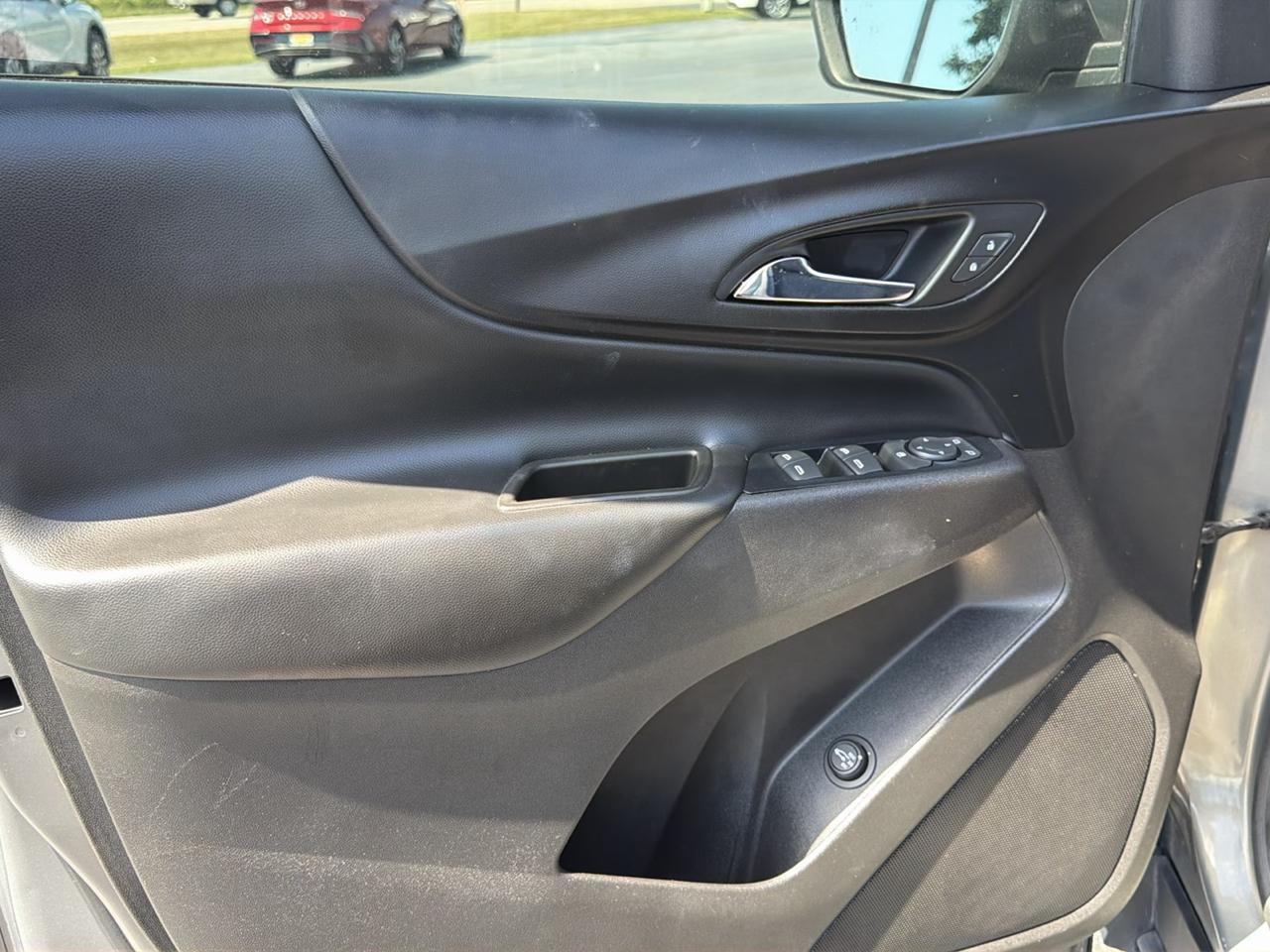 Chevrolet Equinox FWD 4dr LT w/1LT 2019