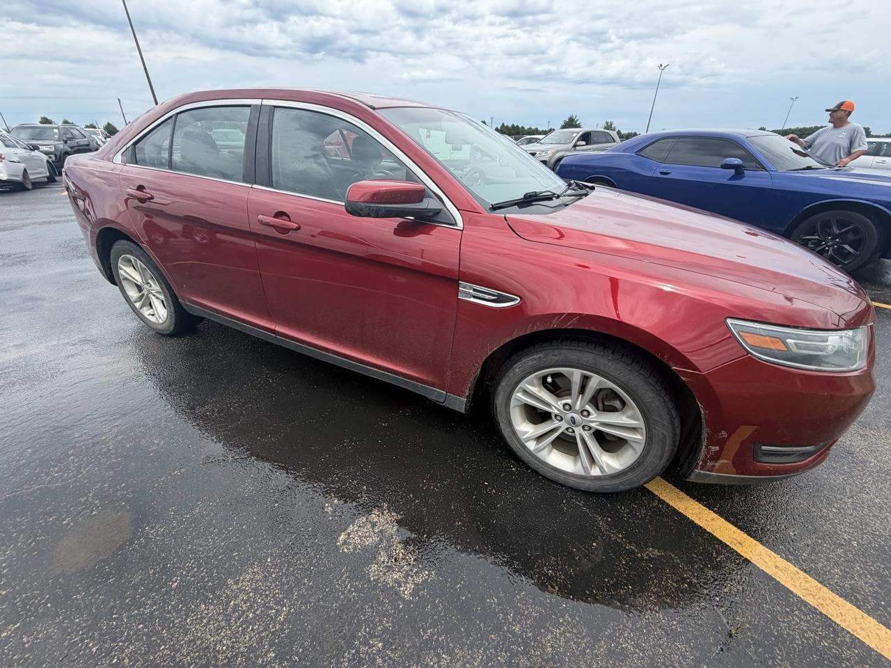 Ford Taurus SEL FWD 2018
