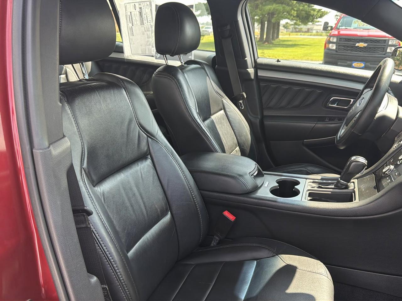 Ford Taurus SEL FWD 2018