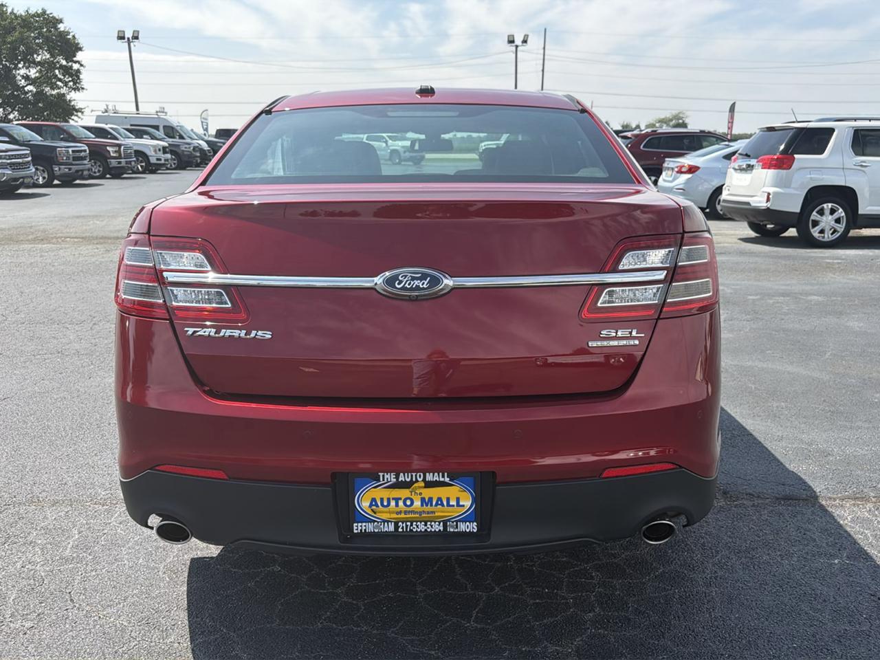Ford Taurus SEL FWD 2018