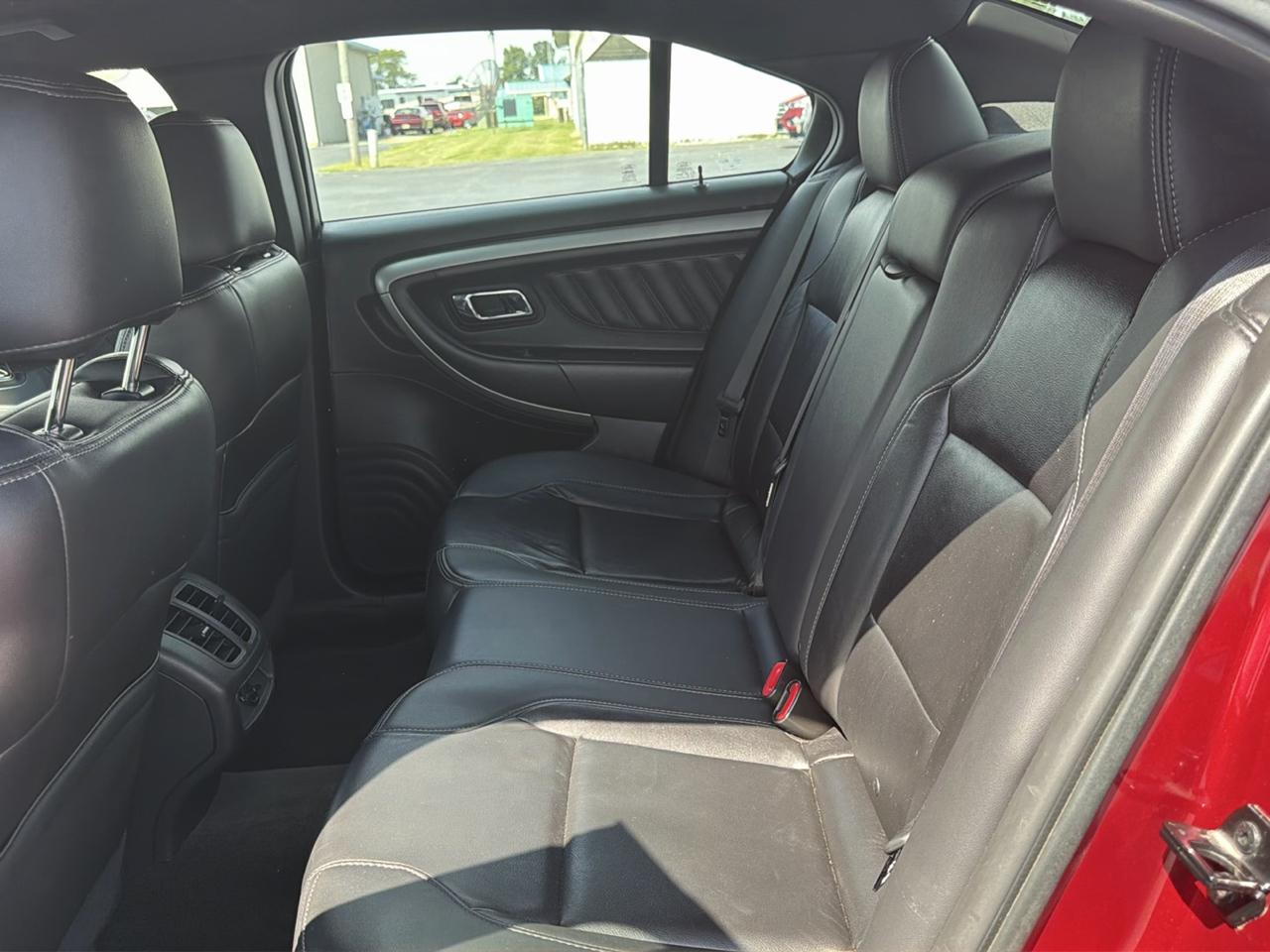 Ford Taurus SEL FWD 2018