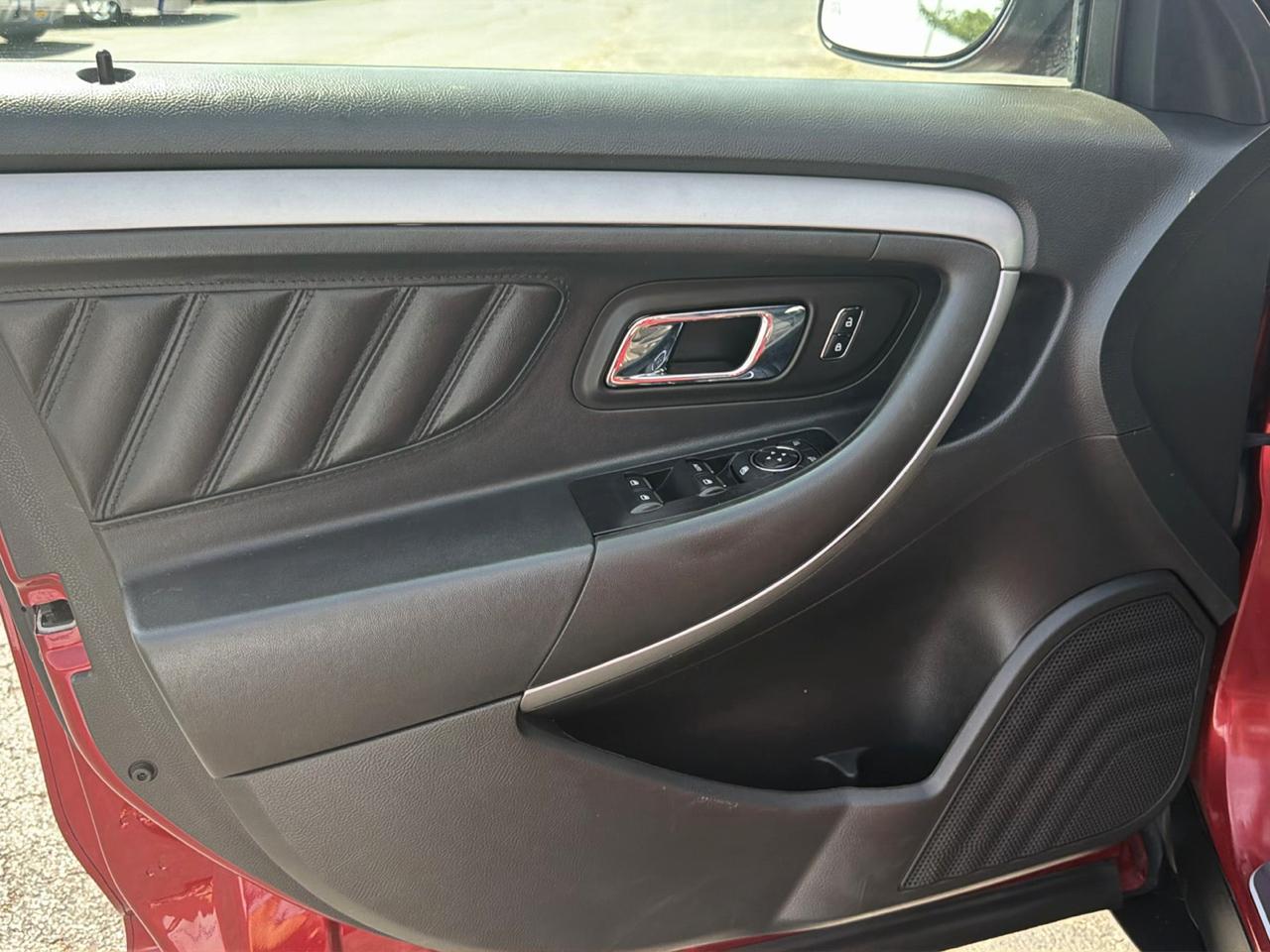 Ford Taurus SEL FWD 2018