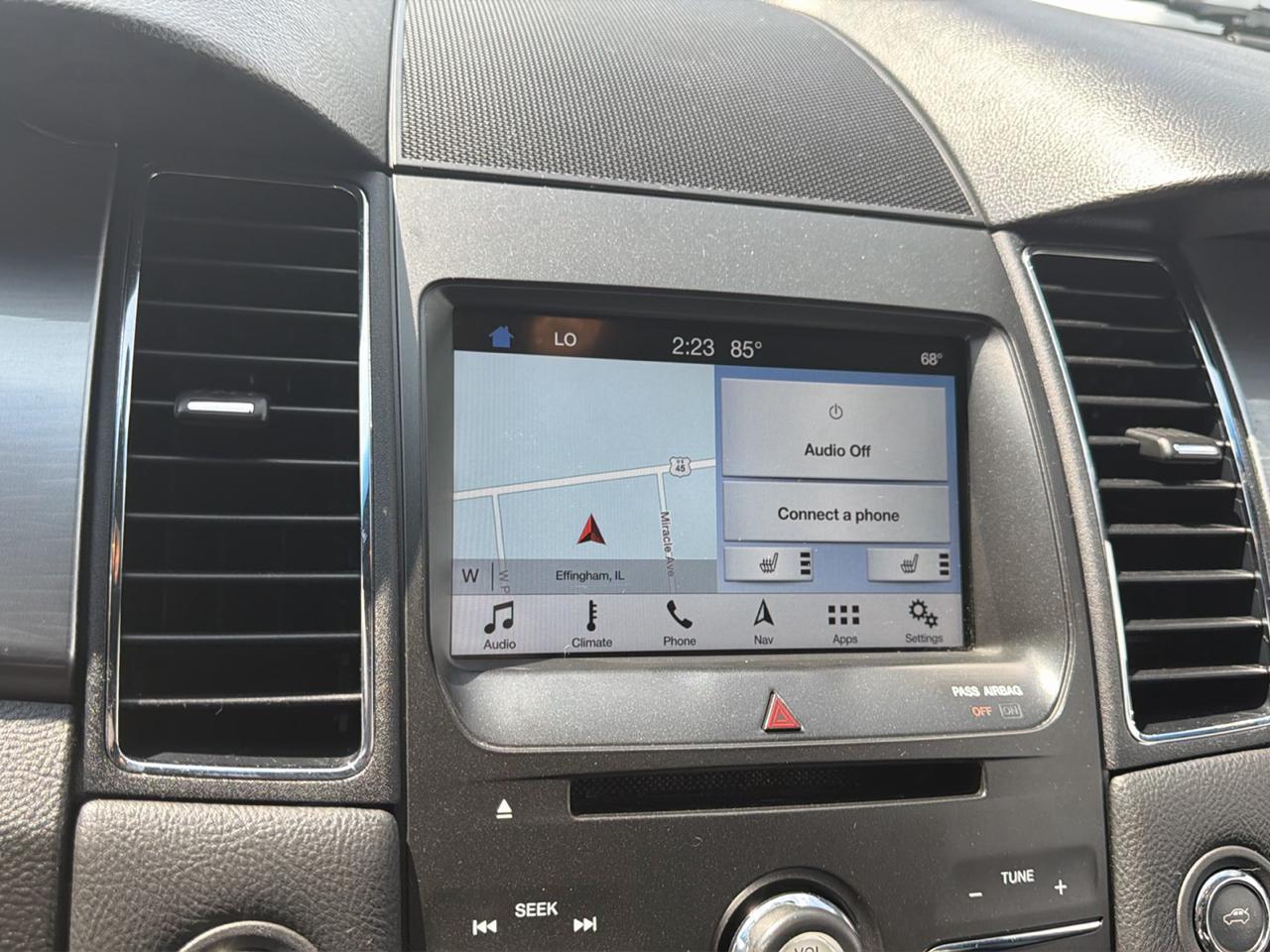 Ford Taurus SEL FWD 2018