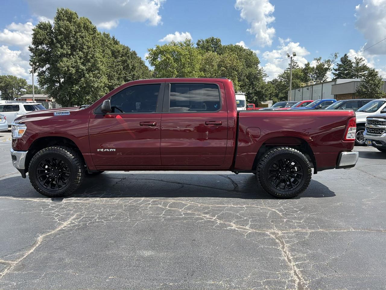 RAM 1500 Big Horn 4x4 Crew Cab 5'7" Box 2022