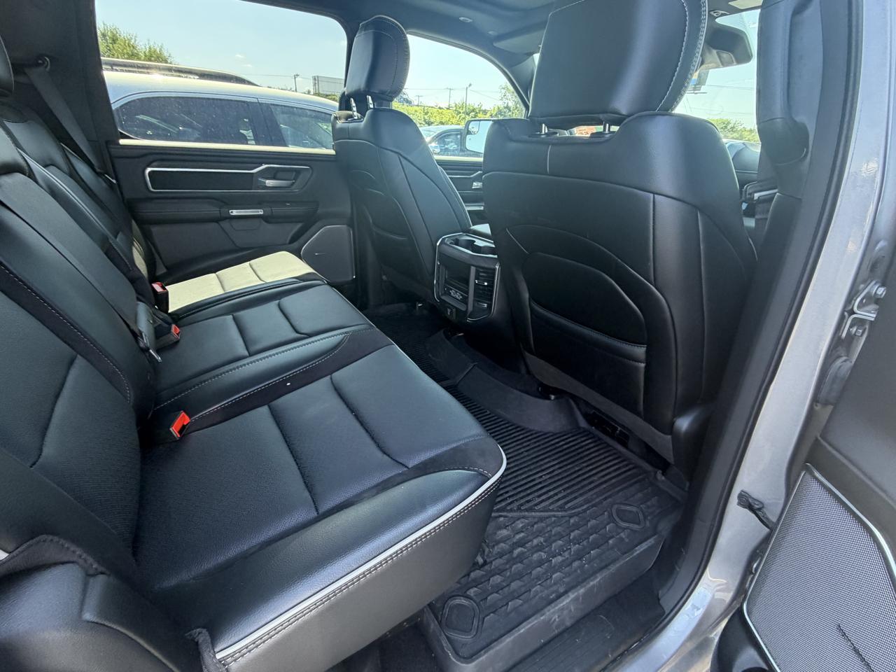 RAM 1500 Laramie 4x4 Crew Cab 5'7" Box 2025