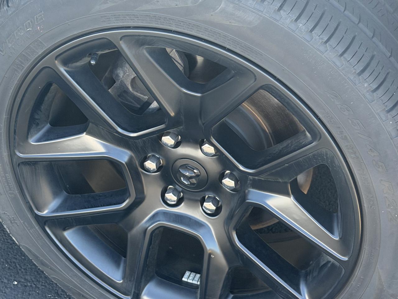 RAM 1500 Laramie 4x4 Crew Cab 5'7" Box 2025