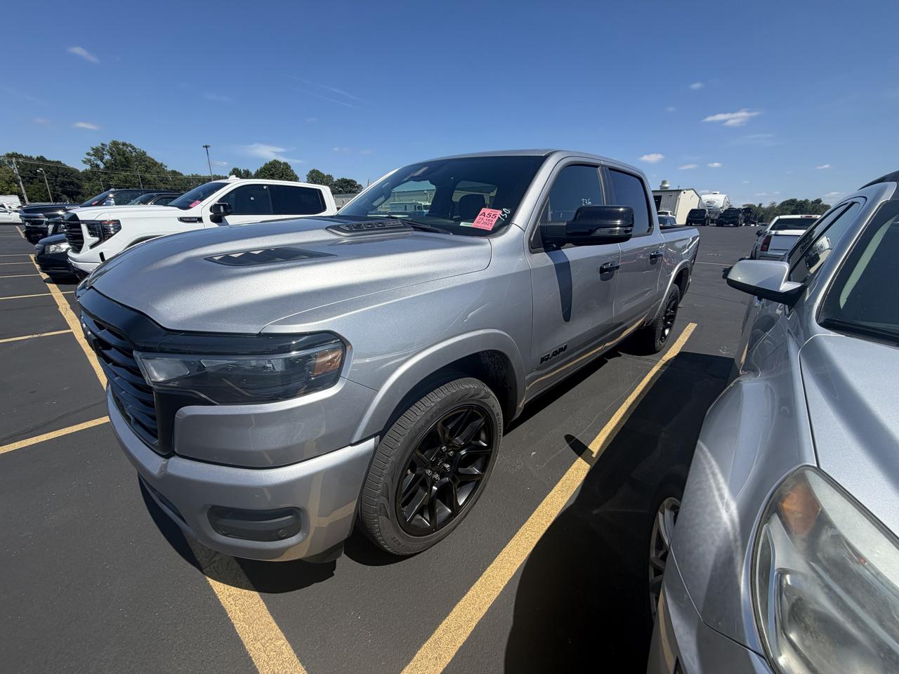 RAM 1500 Laramie 4x4 Crew Cab 5'7" Box 2025