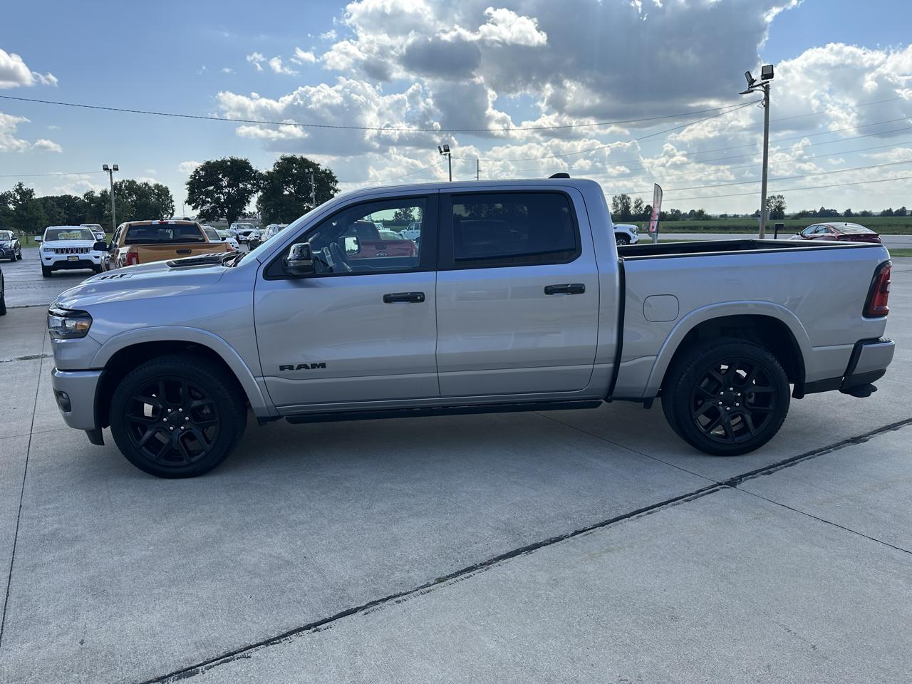 RAM 1500 Laramie 4x4 Crew Cab 5'7" Box 2025