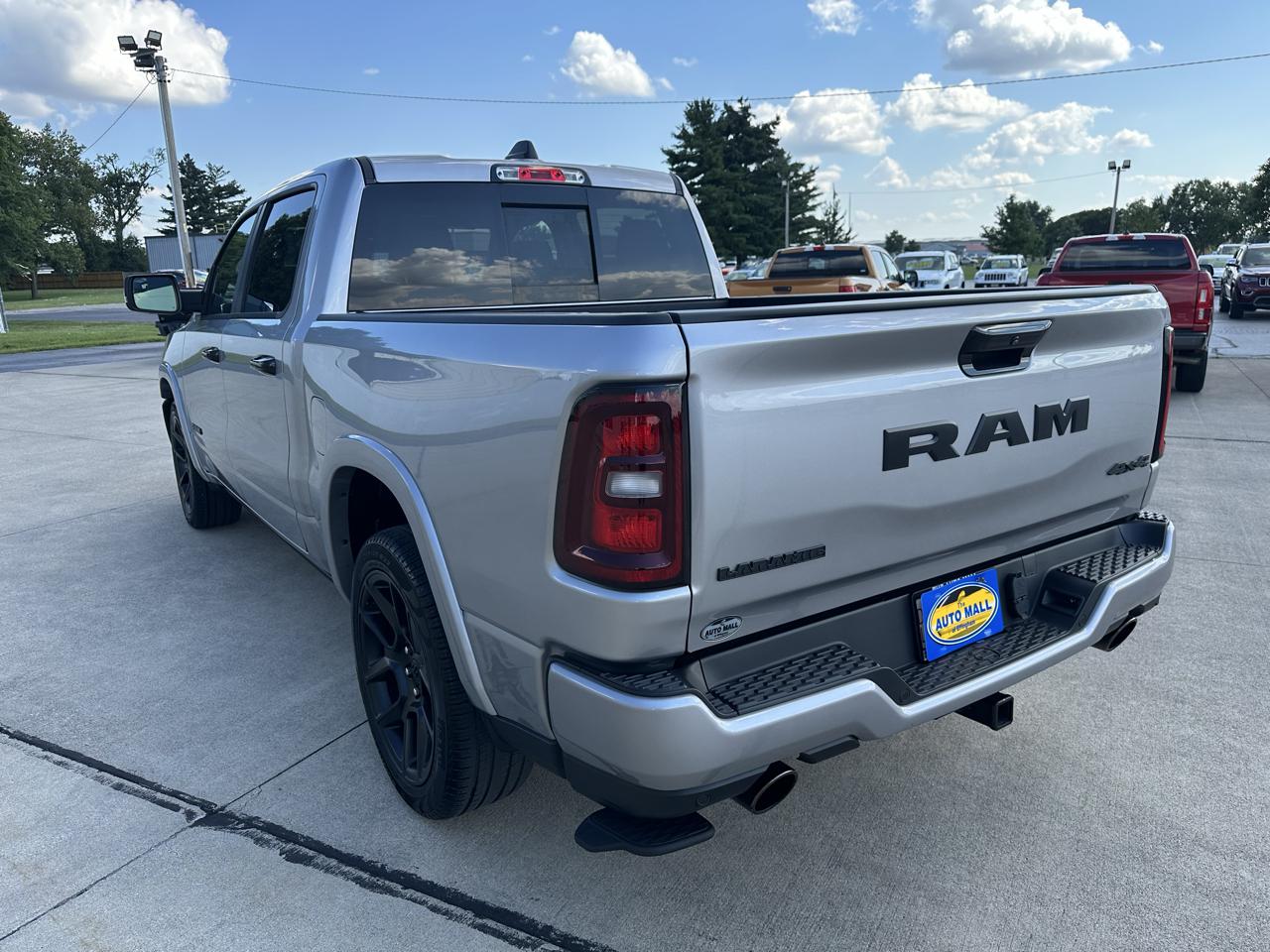 RAM 1500 Laramie 4x4 Crew Cab 5'7" Box 2025