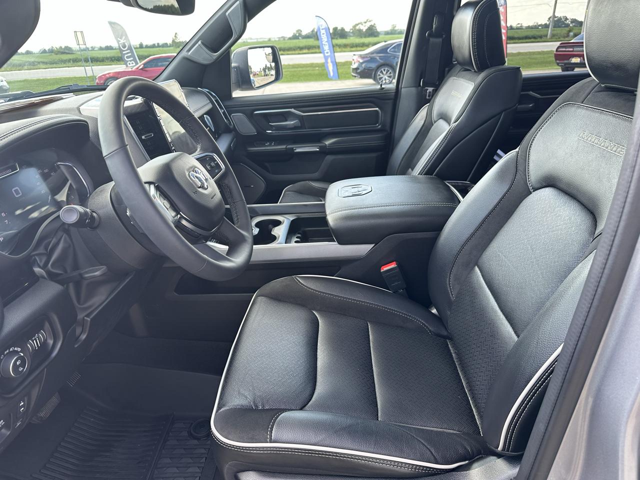 RAM 1500 Laramie 4x4 Crew Cab 5'7" Box 2025
