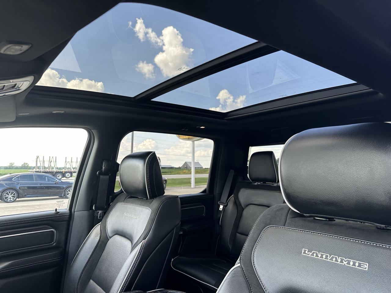 RAM 1500 Laramie 4x4 Crew Cab 5'7" Box 2025