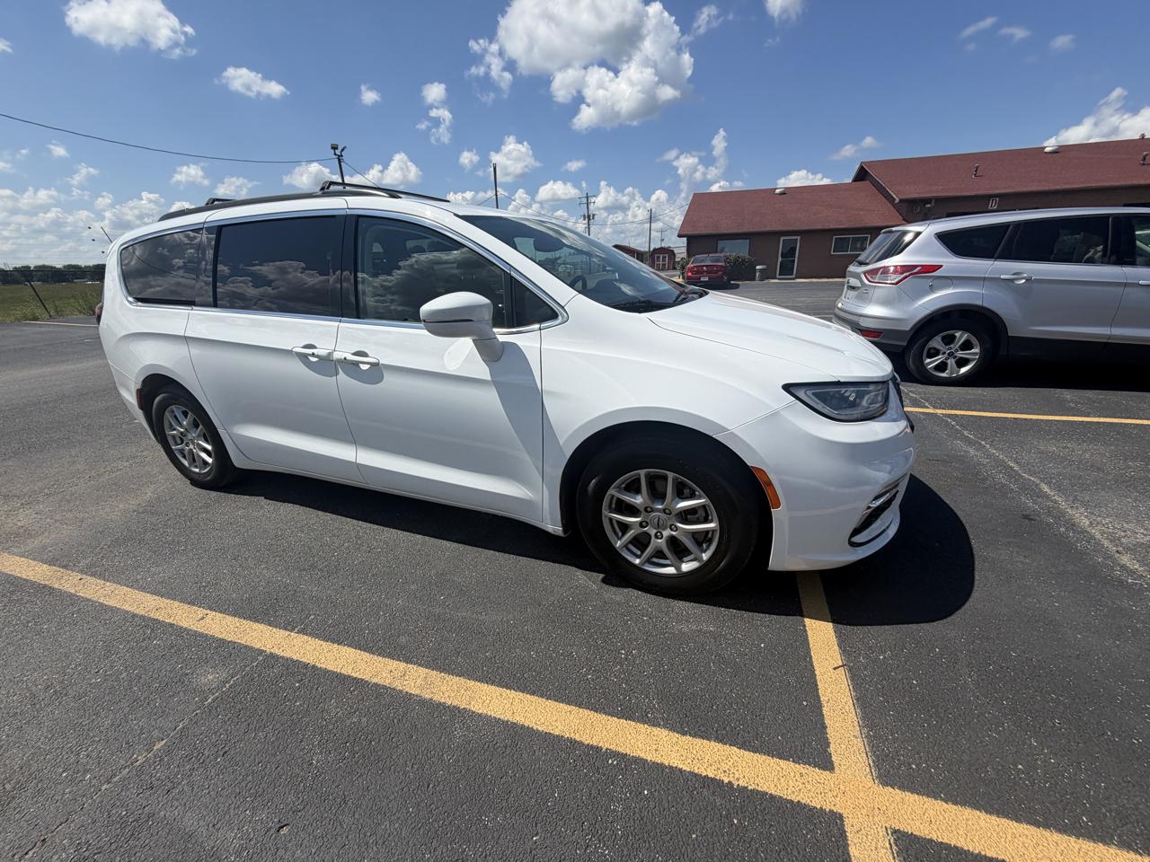 Chrysler Pacifica Touring L FWD 2022