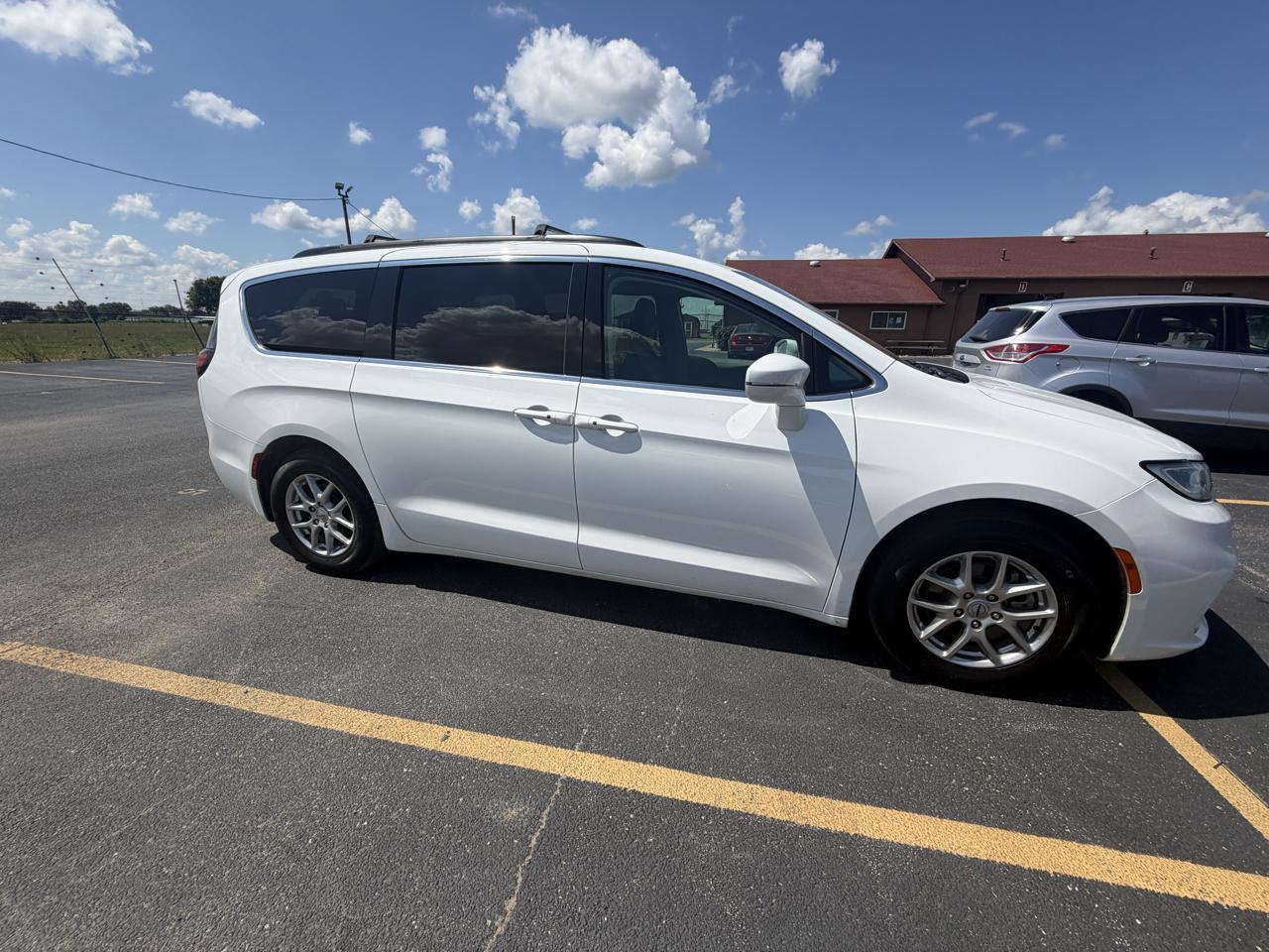 Chrysler Pacifica Touring L FWD 2022