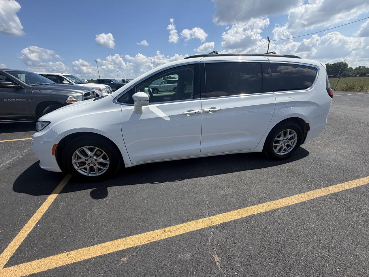Chrysler Pacifica Touring L FWD 2022