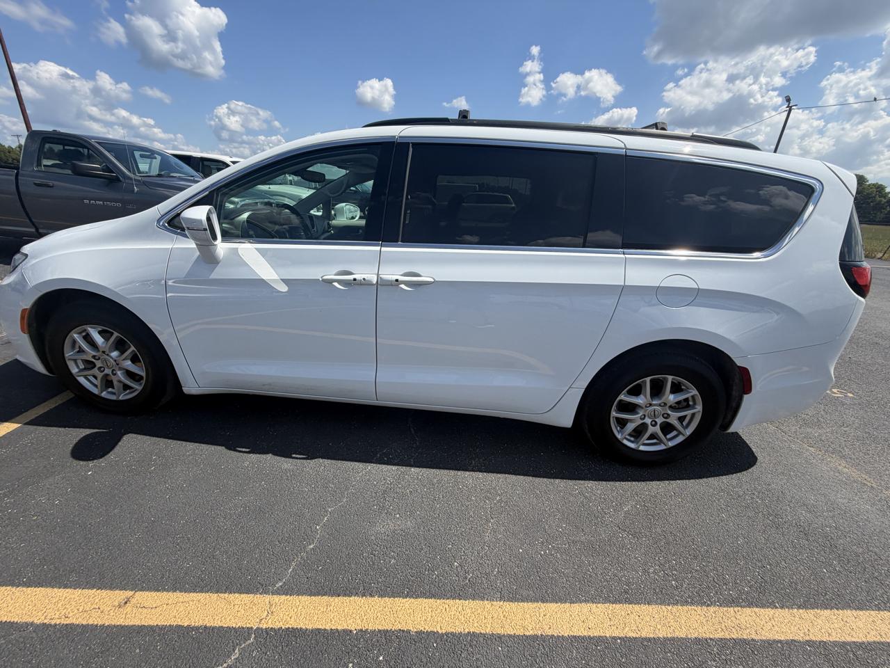 Chrysler Pacifica Touring L FWD 2022