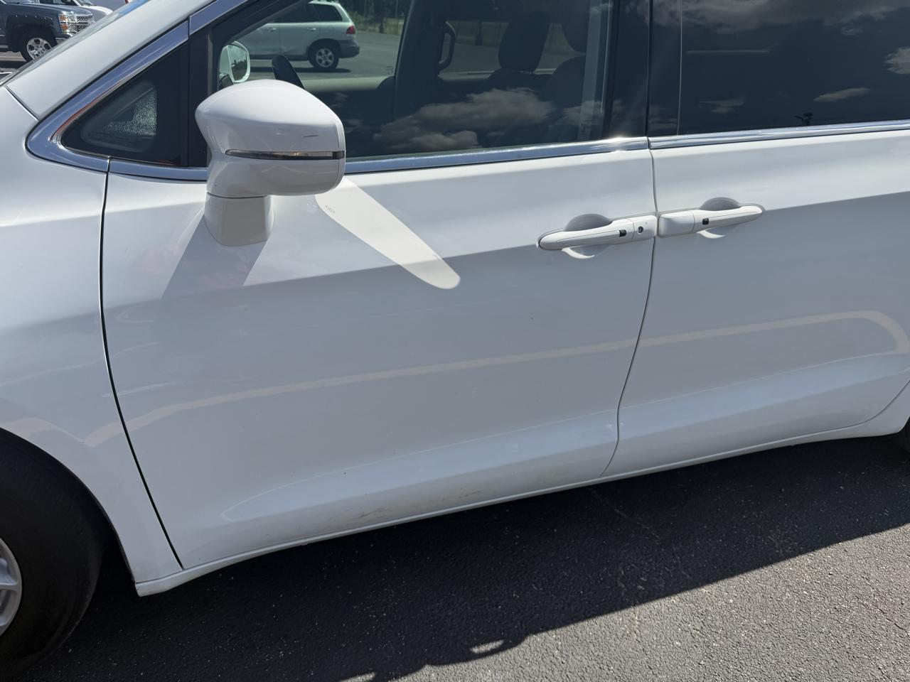 Chrysler Pacifica Touring L FWD 2022