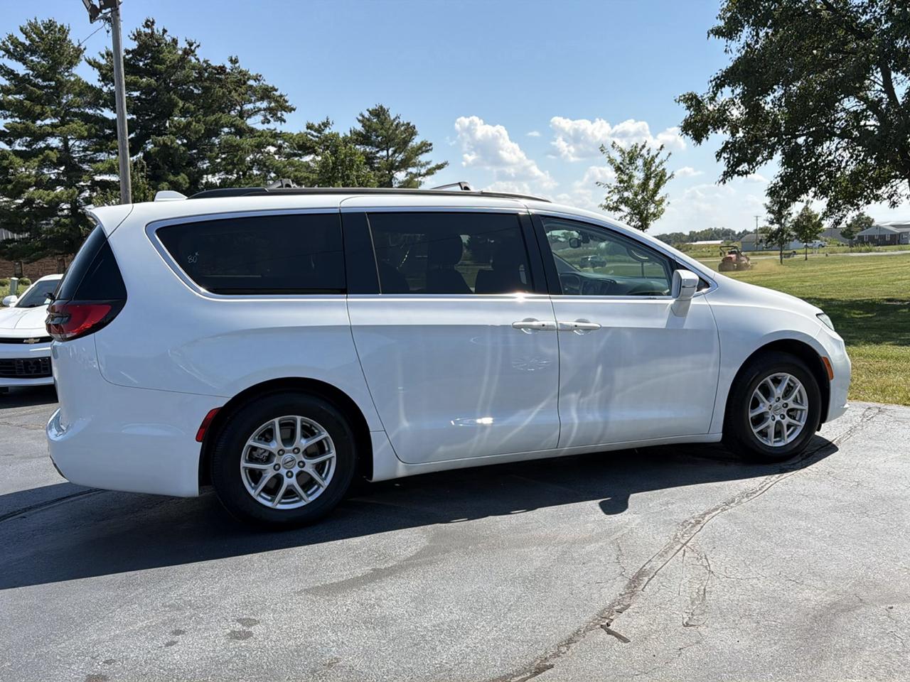Chrysler Pacifica Touring L FWD 2022