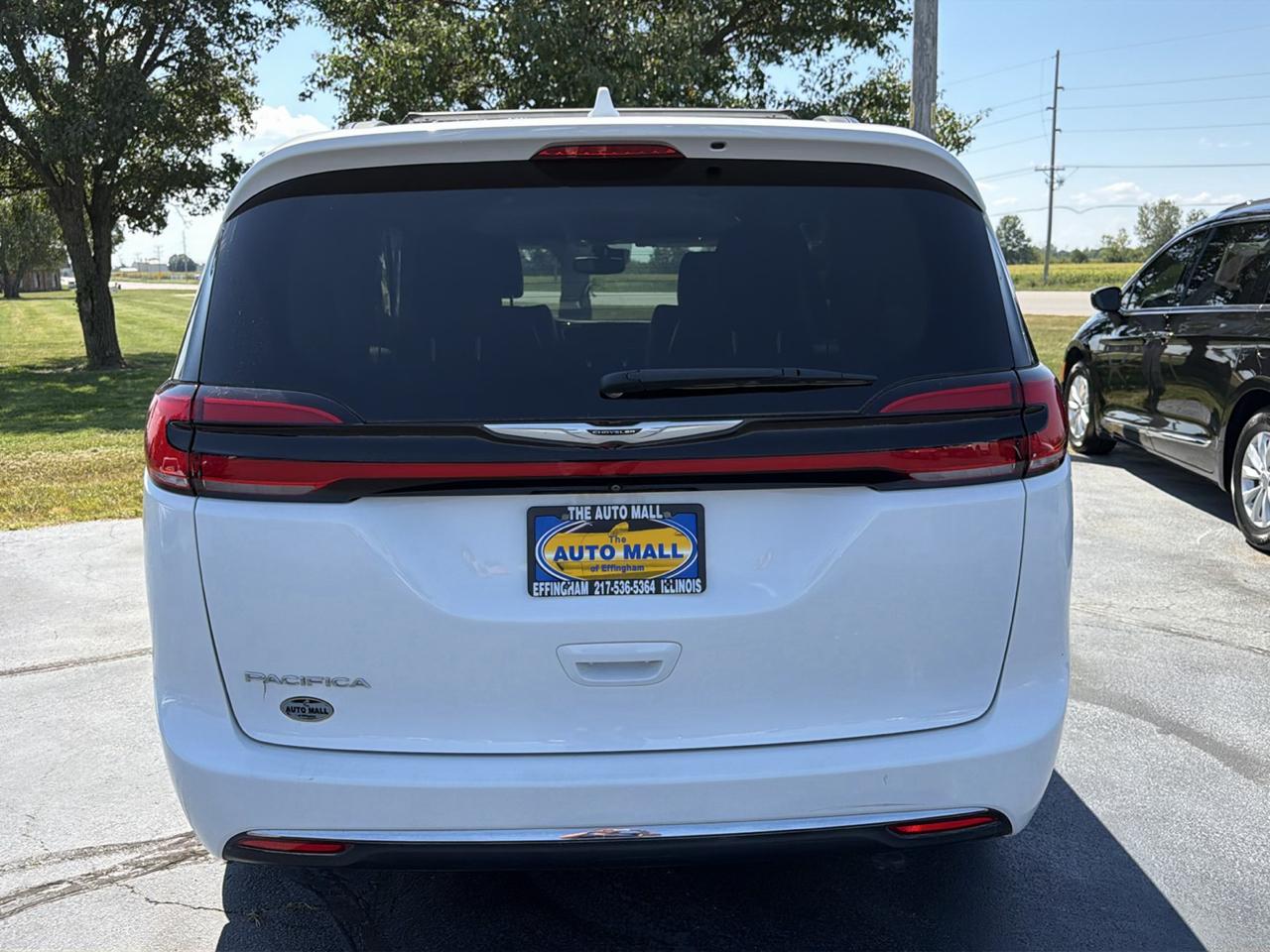 Chrysler Pacifica Touring L FWD 2022