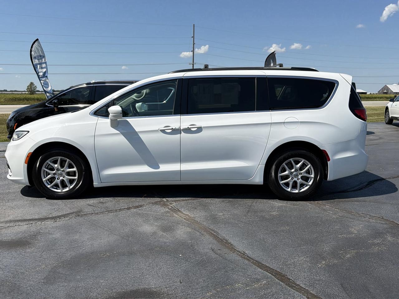 Chrysler Pacifica Touring L FWD 2022