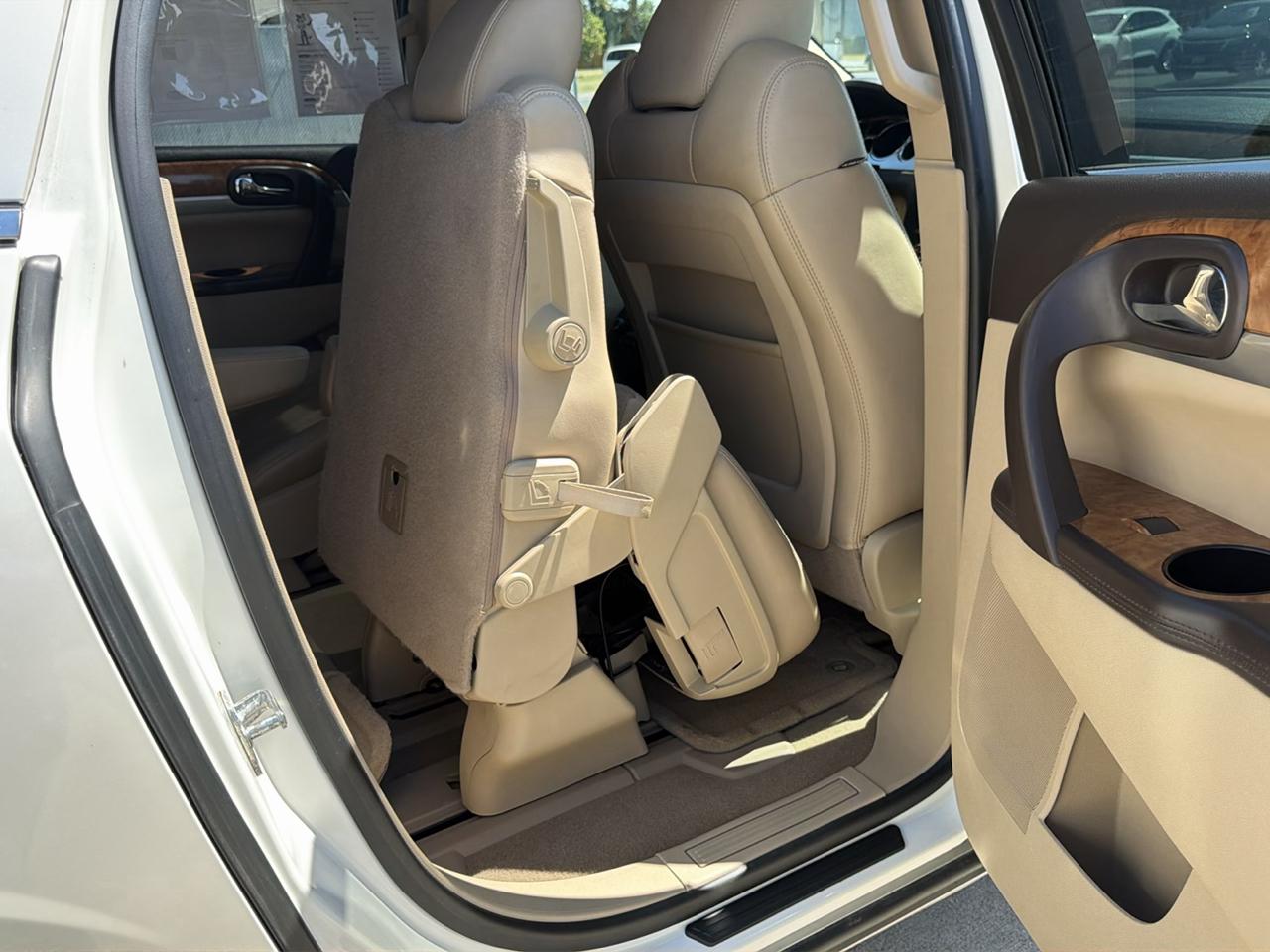Buick Enclave FWD 4dr CXL w/2XL 2010