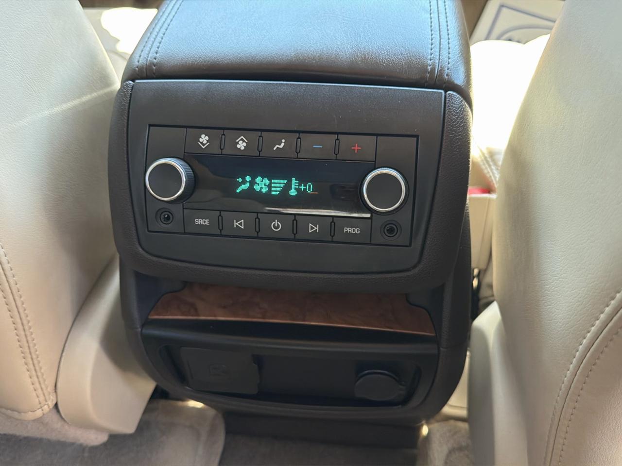 Buick Enclave FWD 4dr CXL w/2XL 2010