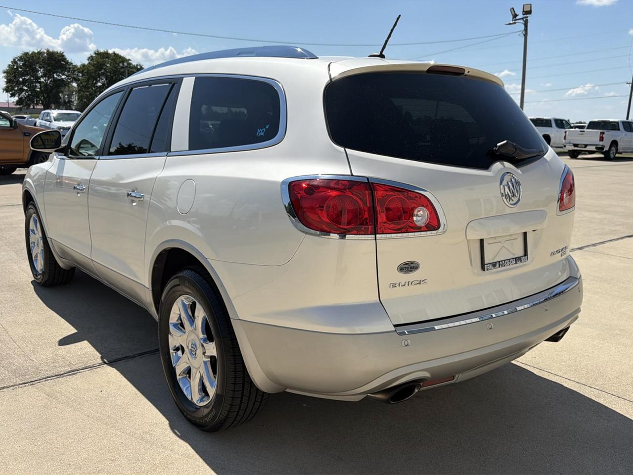 Buick Enclave FWD 4dr CXL w/2XL 2010