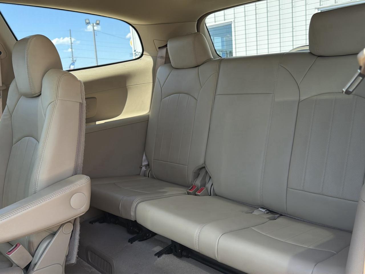 Buick Enclave FWD 4dr CXL w/2XL 2010