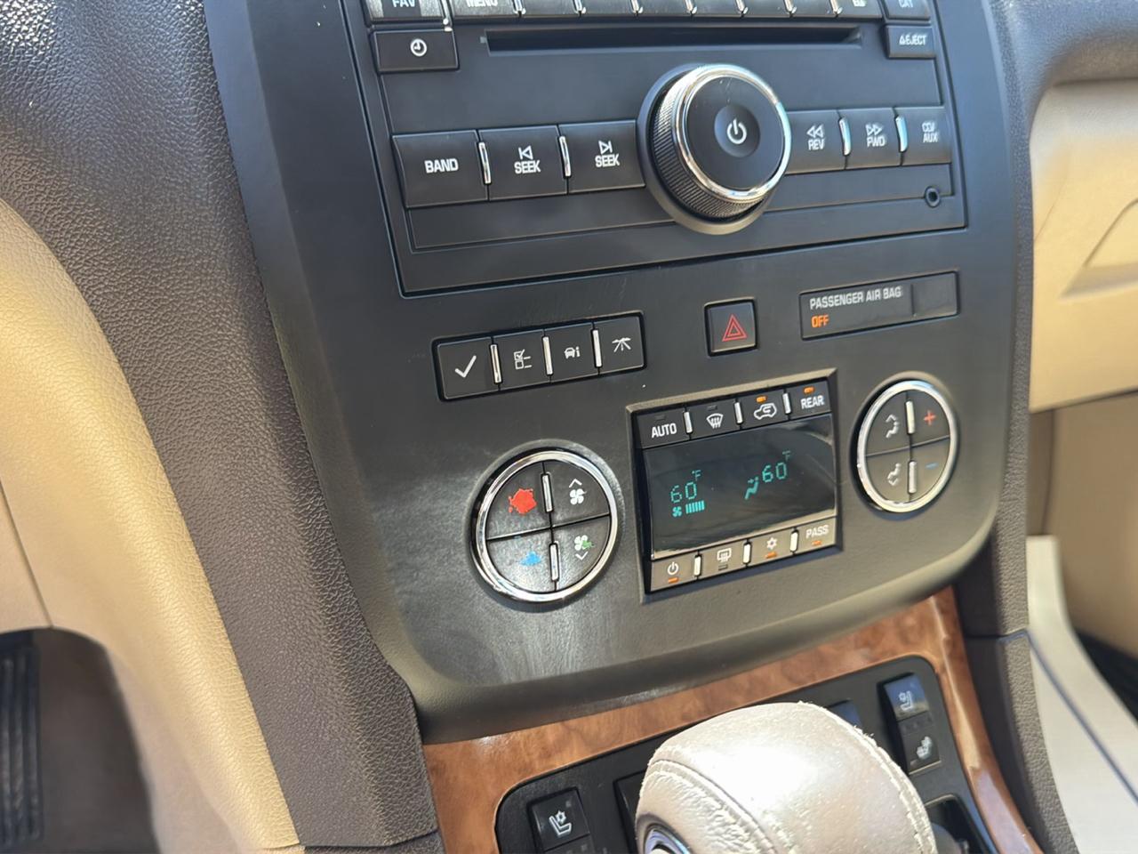 Buick Enclave FWD 4dr CXL w/2XL 2010