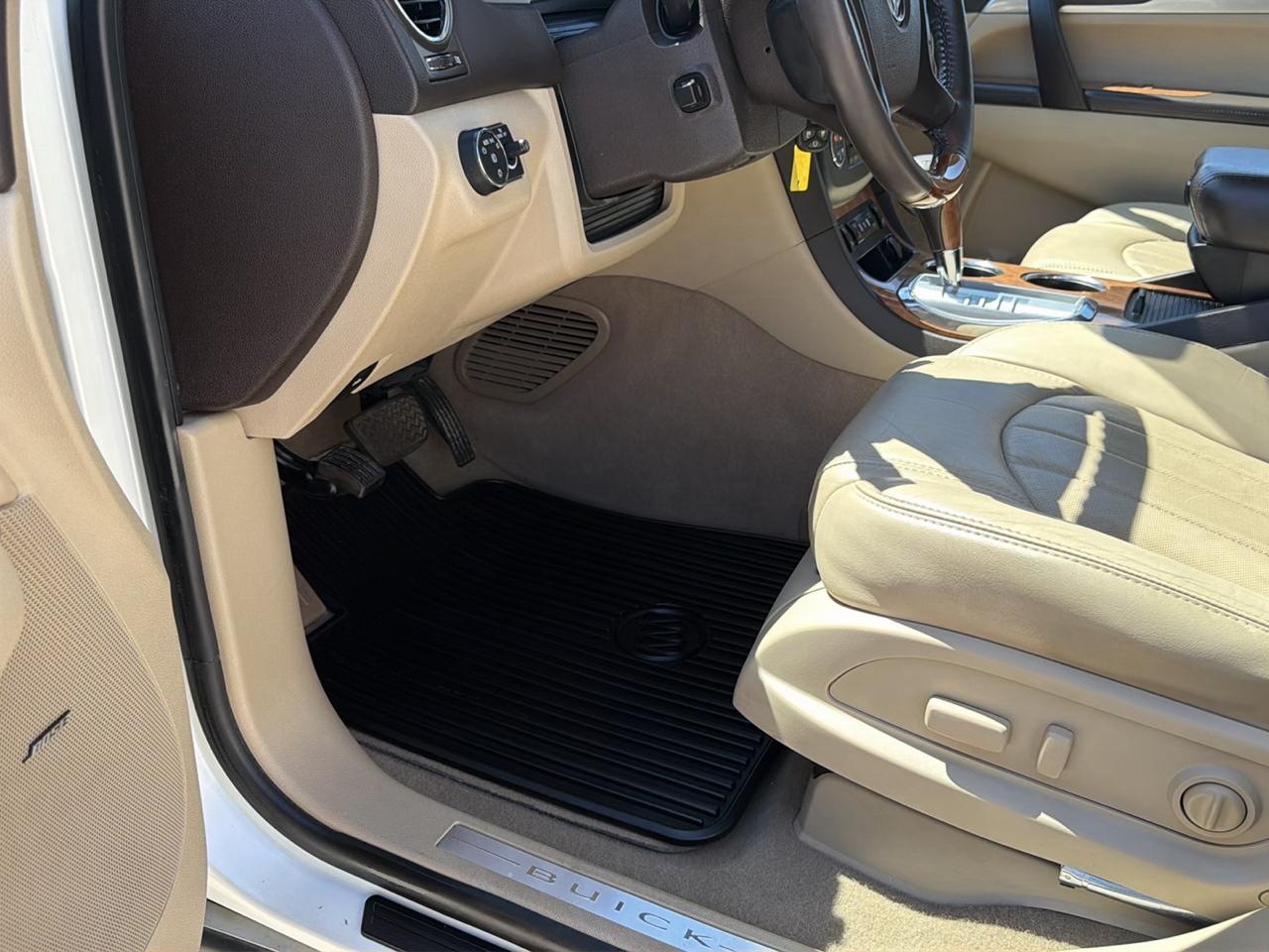 Buick Enclave FWD 4dr CXL w/2XL 2010