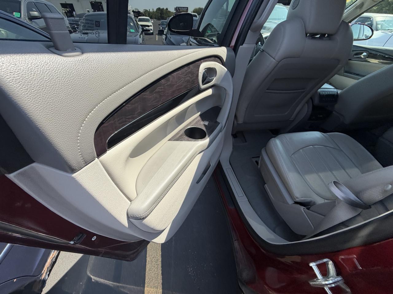 Buick Enclave AWD 4dr Premium 2015