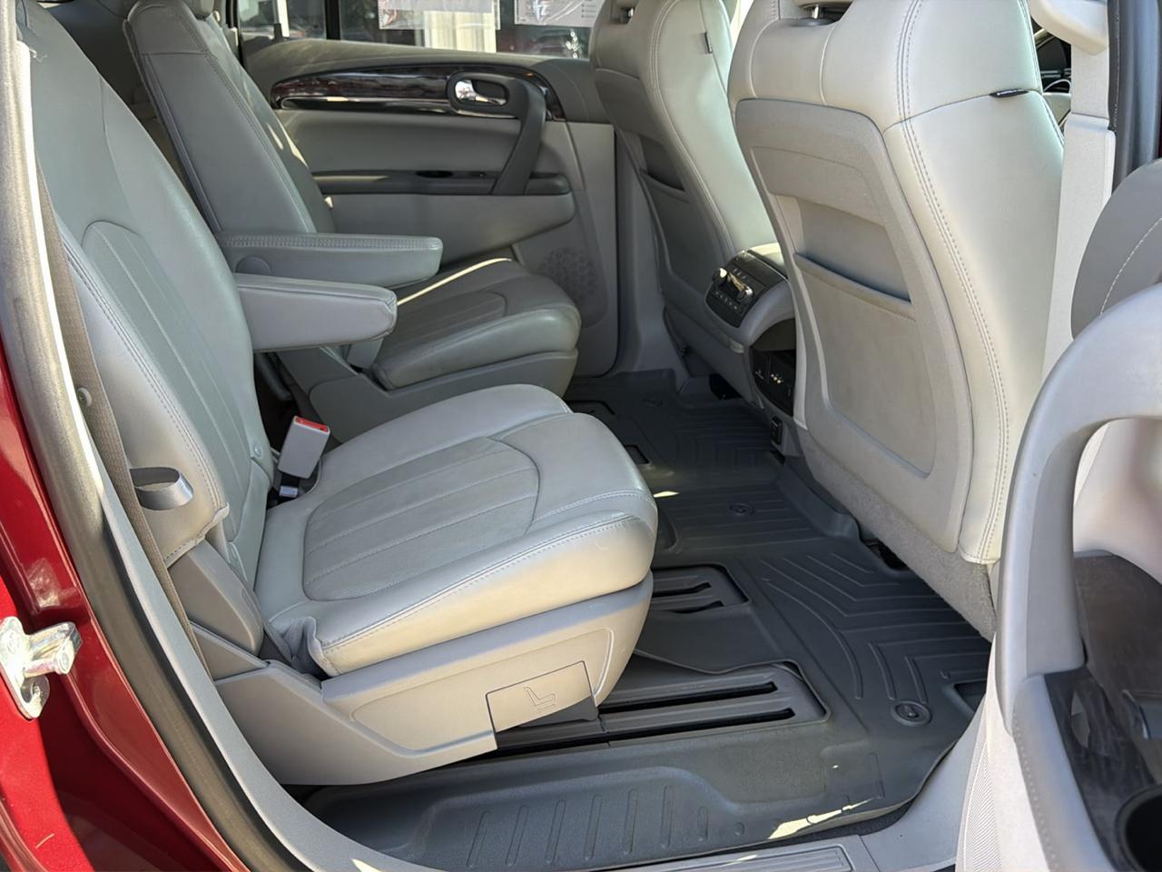 Buick Enclave AWD 4dr Premium 2015
