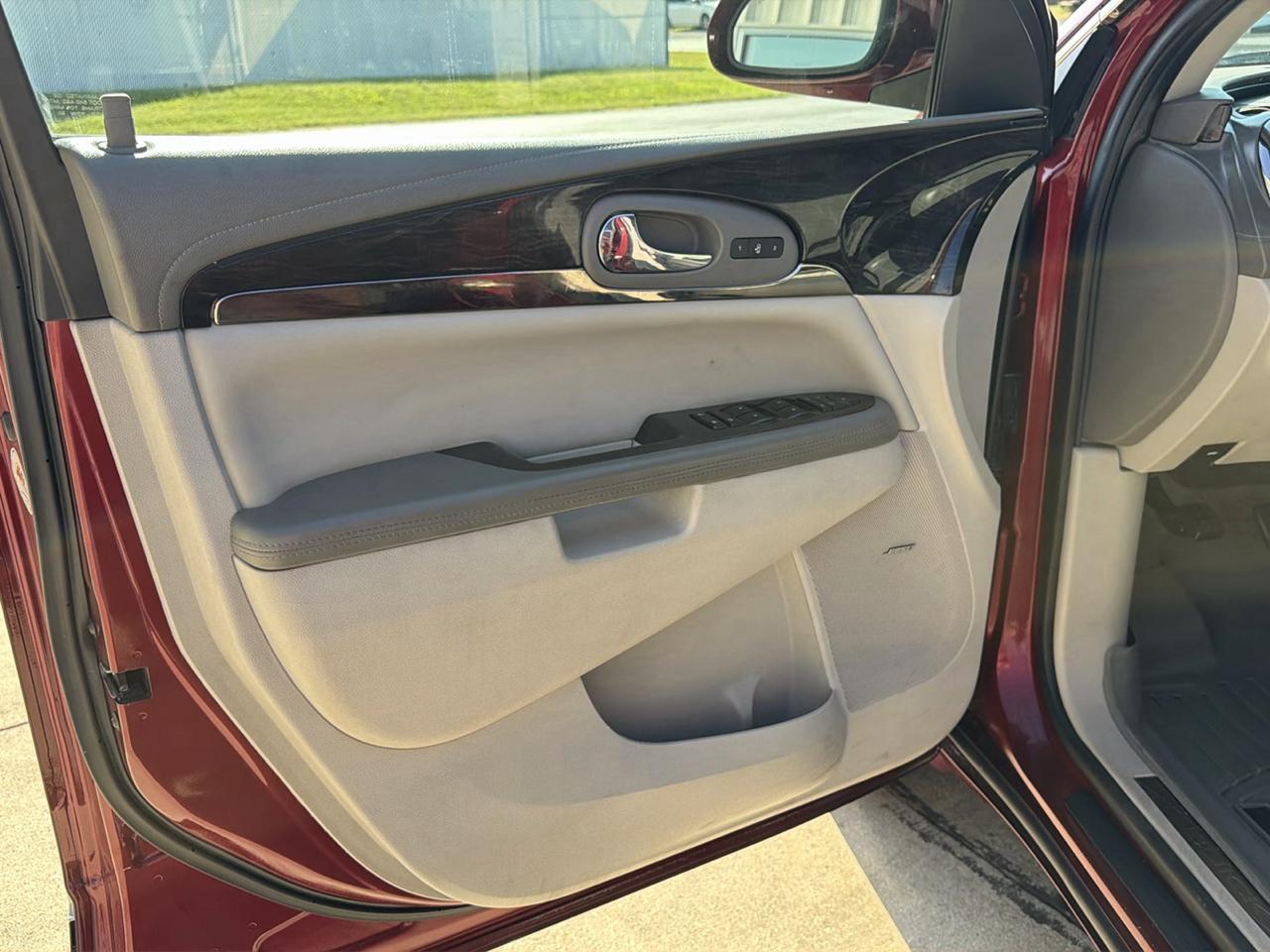 Buick Enclave AWD 4dr Premium 2015