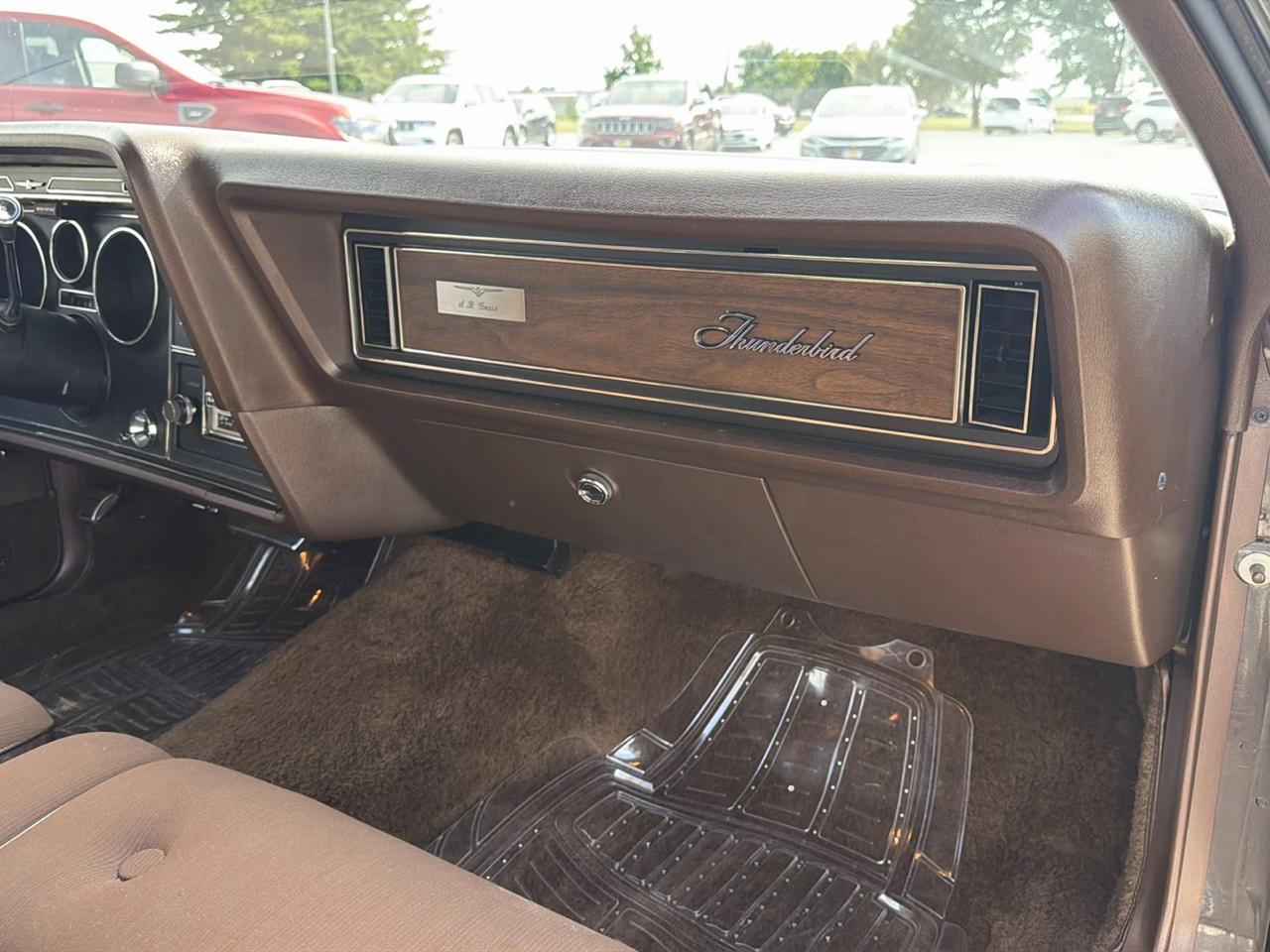 Ford Thunderbird 2dr Coupe 1973
