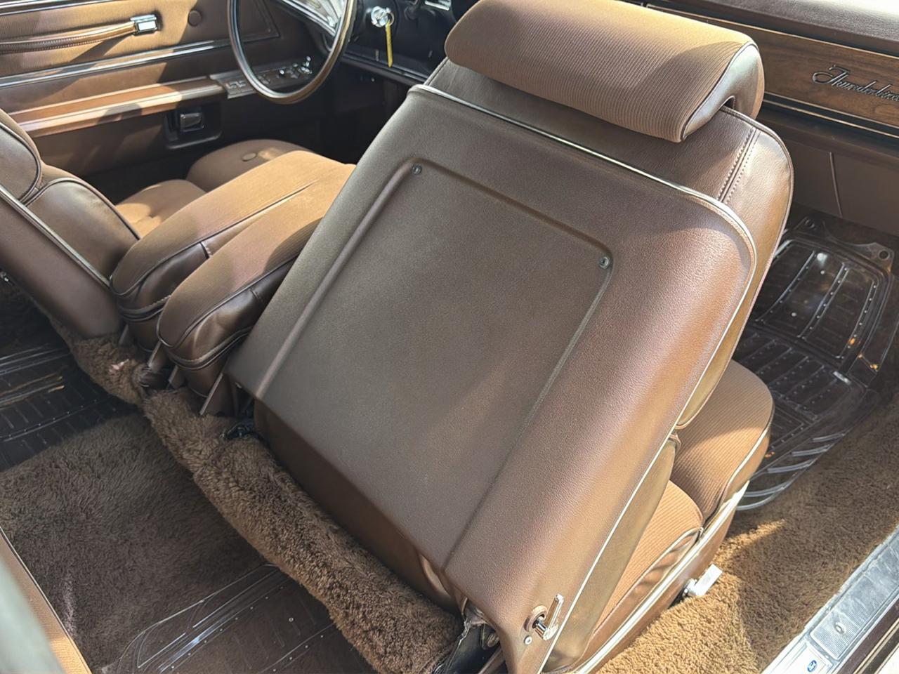 Ford Thunderbird 2dr Coupe 1973