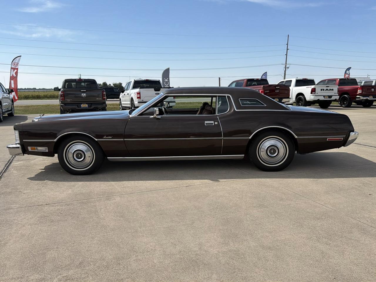 Ford Thunderbird 2dr Coupe 1973