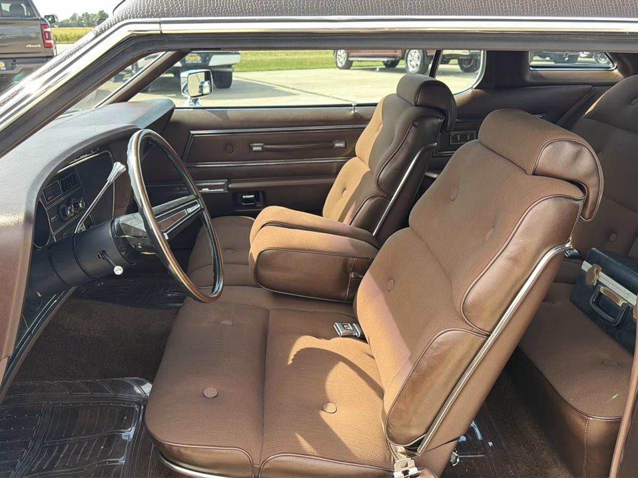 Ford Thunderbird 2dr Coupe 1973