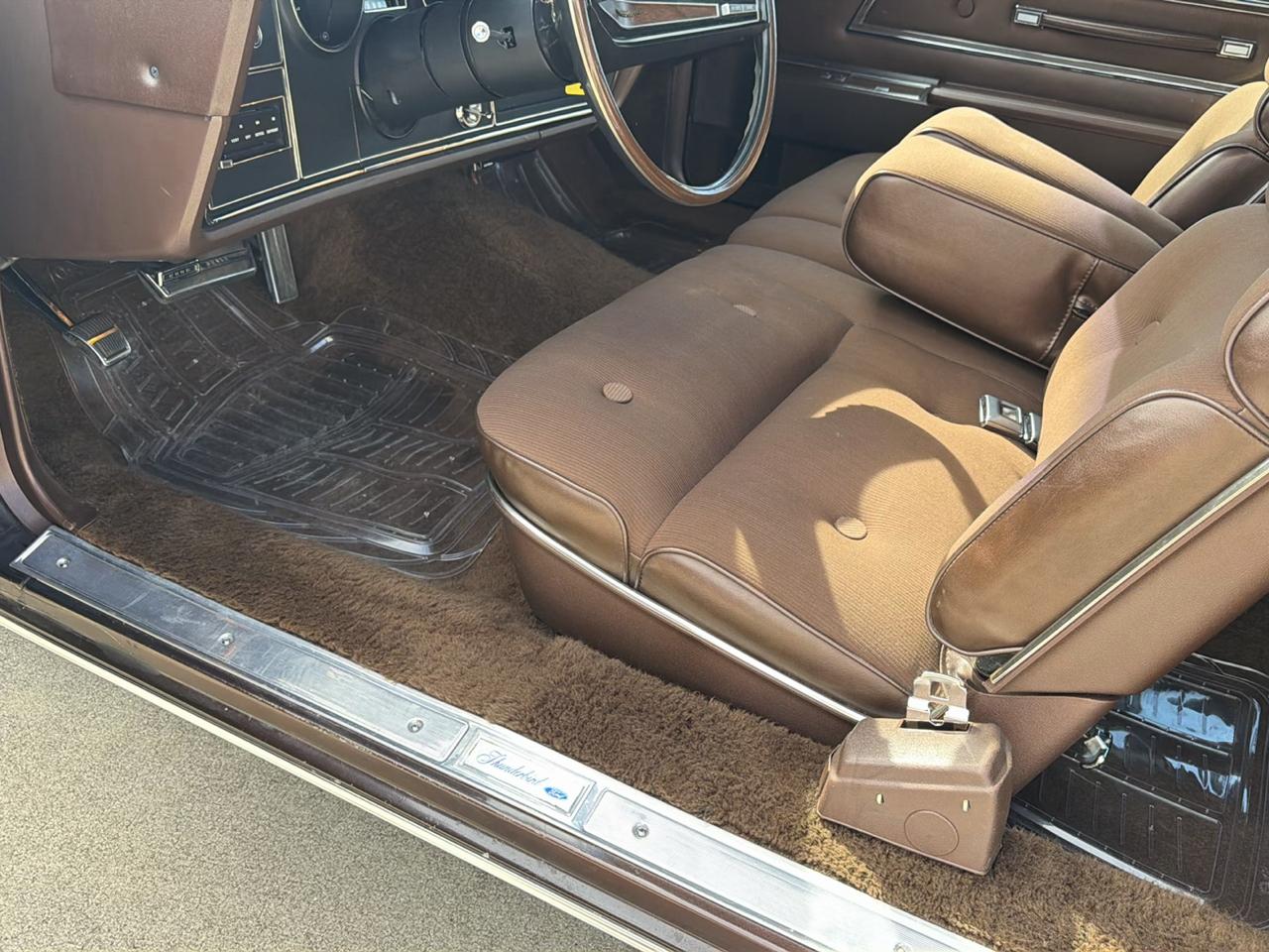 Ford Thunderbird 2dr Coupe 1973