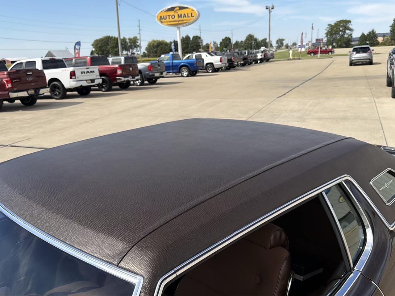 Ford Thunderbird 2dr Coupe 1973
