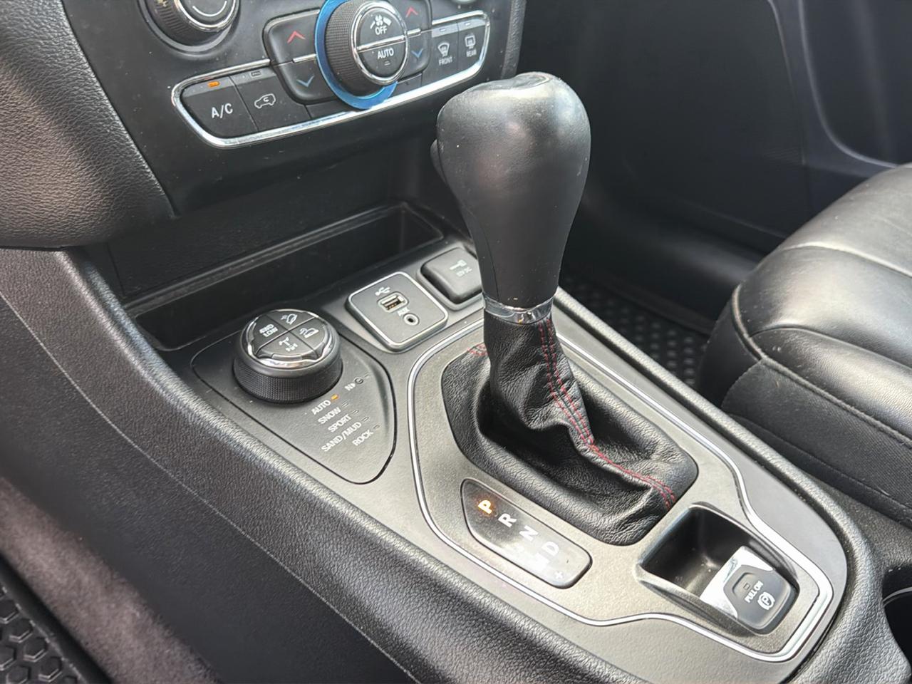 Jeep Cherokee Trailhawk 4x4 2019