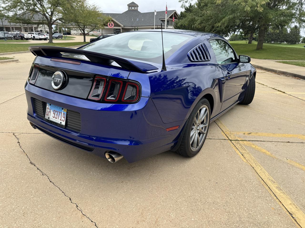 Ford Mustang 2dr Cpe GT 2014