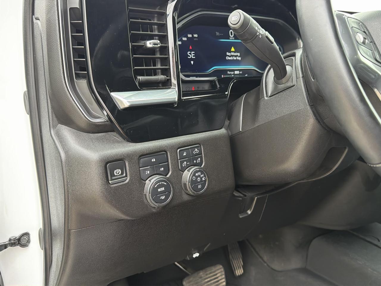 Chevrolet Silverado 2500HD 4WD Crew Cab 159" LT 2024
